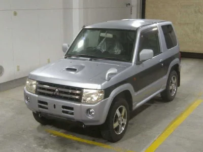 MITSUBISHI PAJERO MINI
