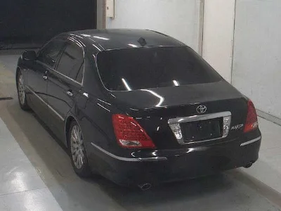 TOYOTA CROWN MAJESTA