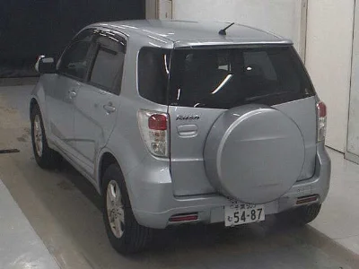 TOYOTA RUSH