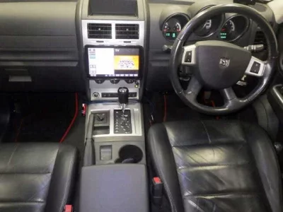 DODGE NITRO