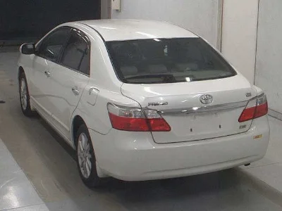 TOYOTA PREMIO