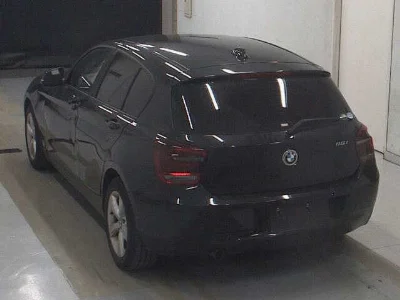 BMW 1 SERIES