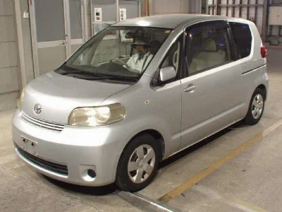 TOYOTA PORTE