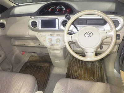 TOYOTA PORTE