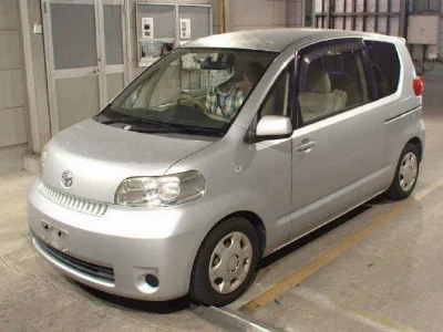 TOYOTA PORTE