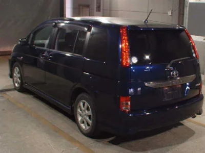 TOYOTA ISIS