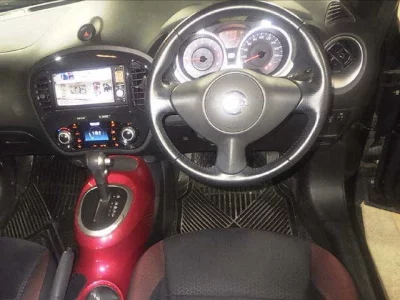 NISSAN JUKE