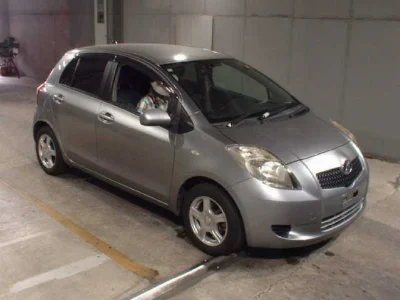 TOYOTA VITZ