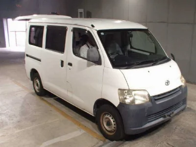 TOYOTA TOWN ACE VAN