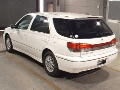 TOYOTA VISTA ARDEO