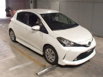 TOYOTA VITZ
