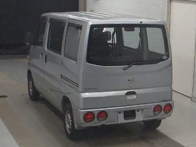 NISSAN CLIPPER VAN