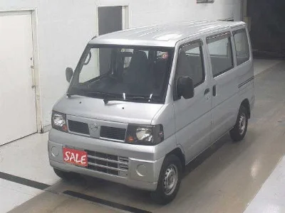 NISSAN CLIPPER VAN