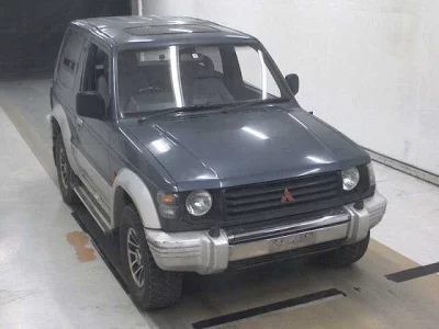 MITSUBISHI PAJERO