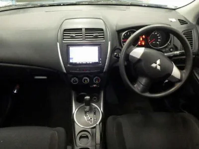 MITSUBISHI RVR