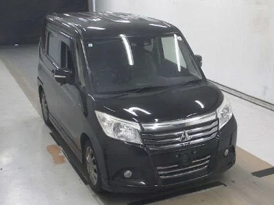 MITSUBISHI DELICA D2