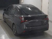 Цена авто Toyota Prius с аукционов Японии, номер кузова ZVW55, пробег 72 000, оценка 6