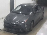Цена авто Toyota Prius с аукционов Японии, номер кузова ZVW55, пробег 72 000, оценка 6