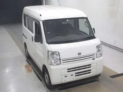 NISSAN CLIPPER VAN