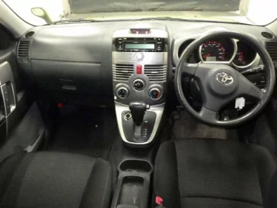TOYOTA RUSH