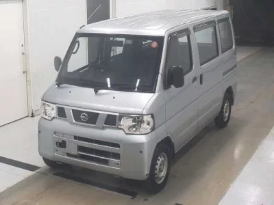 NISSAN CLIPPER VAN