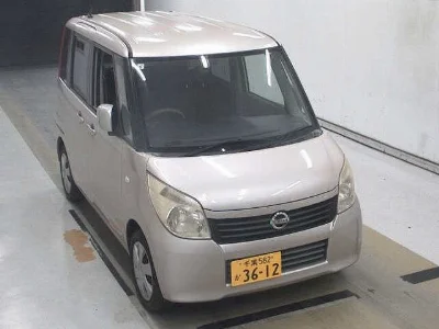 NISSAN ROOX