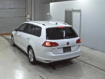 VOLKSWAGEN GOLF VARIANT