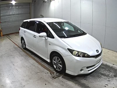 TOYOTA WISH