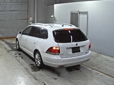VOLKSWAGEN GOLF VARIANT