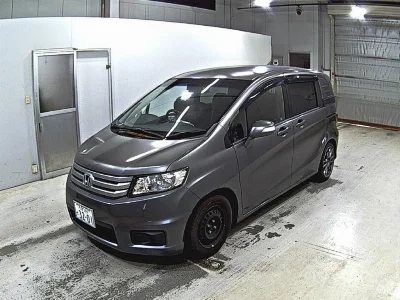 HONDA FREED SPIKE