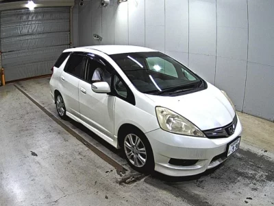 HONDA FIT SHUTTLE