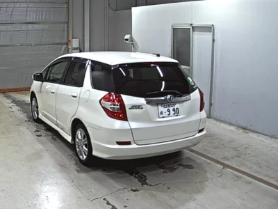 HONDA FIT SHUTTLE