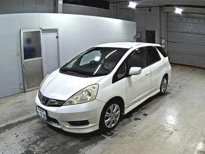 HONDA FIT SHUTTLE
