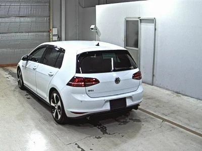 VOLKSWAGEN GOLF  GTI