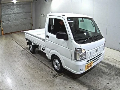 Nissan NT100 Clipper