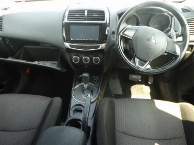 MITSUBISHI RVR