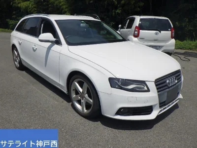 AUDI A4 AVANTE