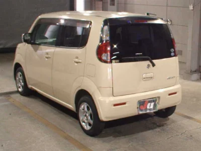 SUZUKI MRWAGON