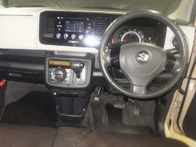 SUZUKI MRWAGON