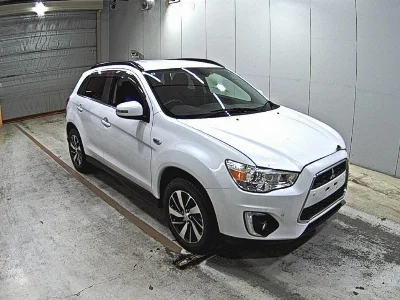 MITSUBISHI RVR