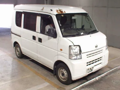 NISSAN CLIPPER VAN