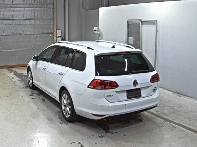 VOLKSWAGEN GOLF VARIANT