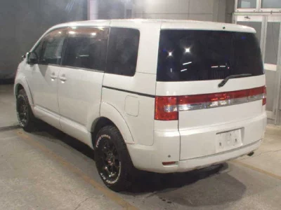 MITSUBISHI DELICA D5