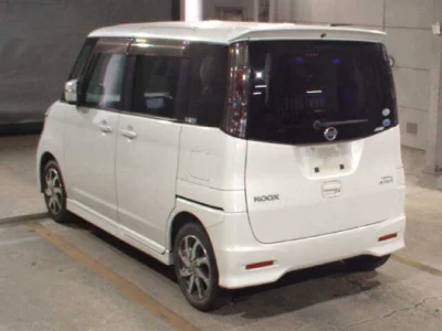 NISSAN ROOX