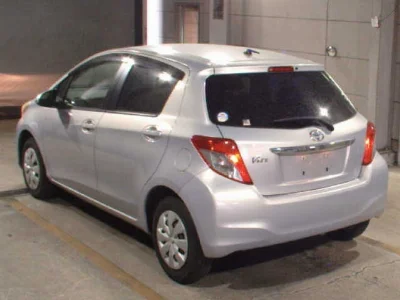 TOYOTA VITZ