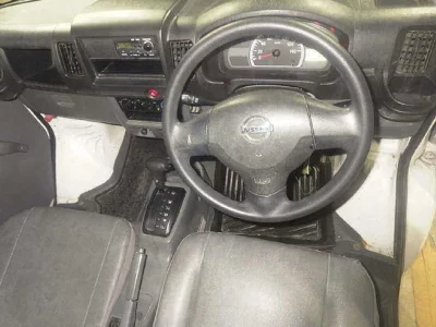 NISSAN CLIPPER TRUCK