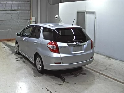 HONDA FIT SHUTTLE