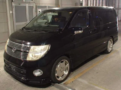 NISSAN ELGRAND