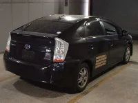 Цена авто Toyota Prius с аукционов Японии, номер кузова ZVW30, пробег 296 000, оценка 6