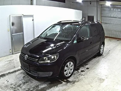 VOLKSWAGEN GOLF TOURAN